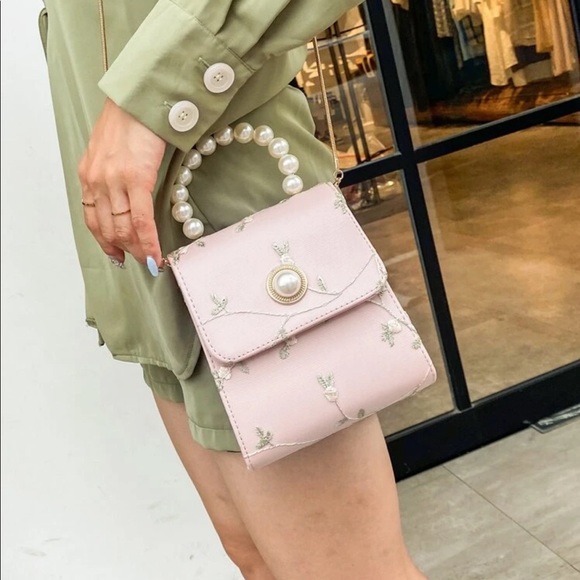 NEW✨ Faux Pearl Embroidered Satchel Bag😍 - Picture 4 of 5